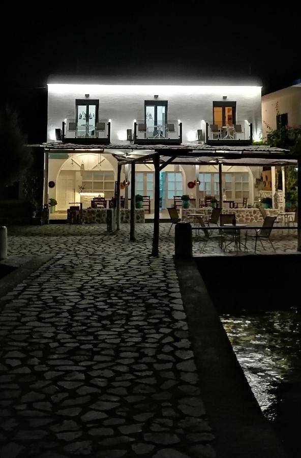 Afrodite Luxury Rooms Telendos Ngoại thất bức ảnh